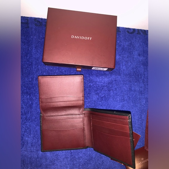 Davidoff Bifold Credit Card Holder/Wallet in Black Leather - Picture 5 of 12